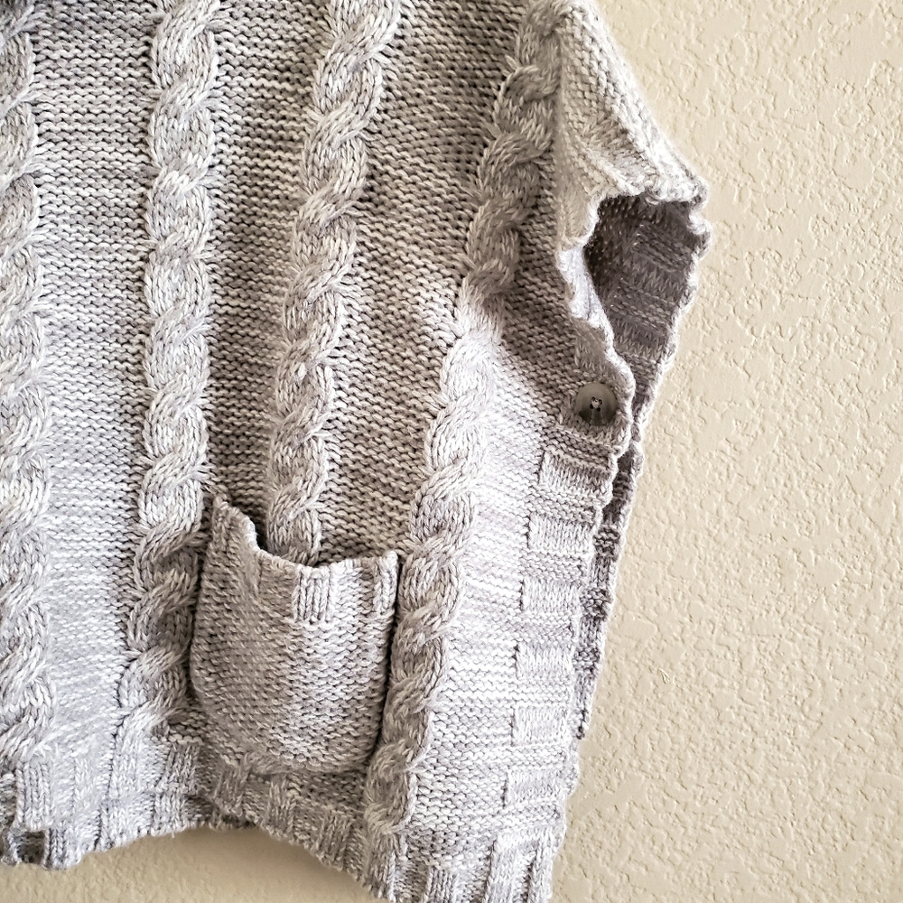 CRAZY 8 cable knit poncho sz 7-8 - Picture 3 of 5